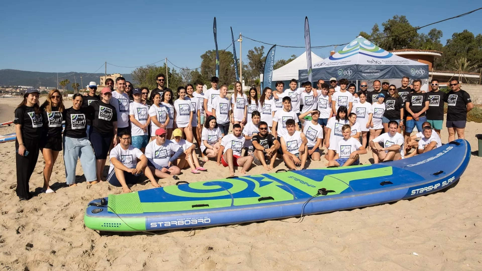 Alumnos%20del%20colegio%20Casa%20de%20la%20Virgen%20y%20la%20Asociaci%C3%B3n%20Asansull%20disfrutando%20de%20la%20jornada%20de%20paddle%20surf_0.jpg Alumnos%20del%20colegio%20Casa%20de%20la%20Virgen%20y%20la%20Asociaci%C3%B3n%20Asansull%20disfrutando%20de%20la%20jornada%20de%20paddle%20surf_0.jpg