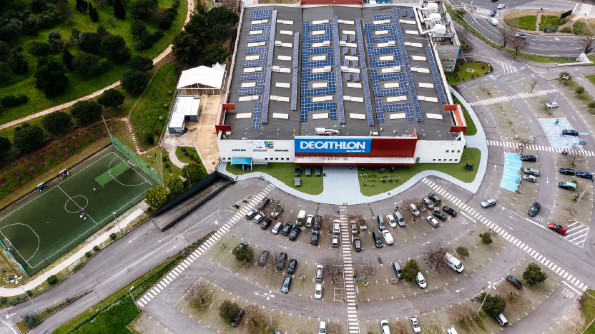 decathlon2.jpg decathlon2.jpg